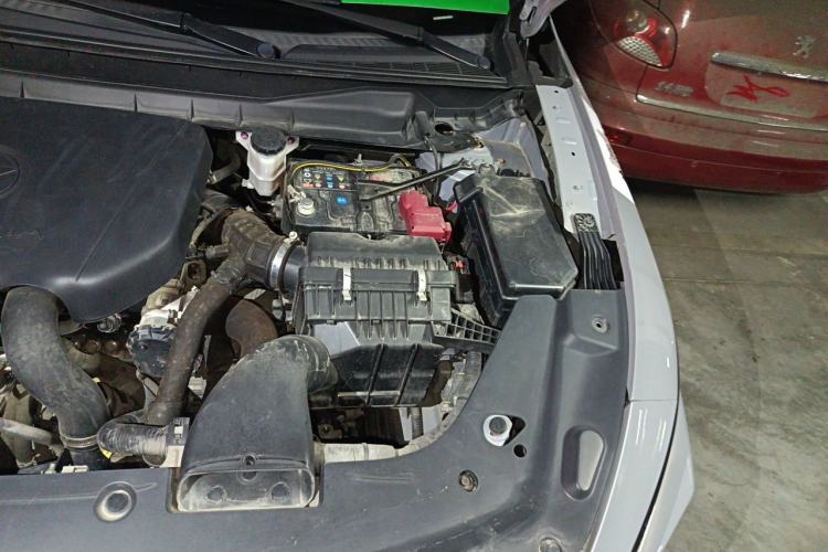 Used Venucia V 2021 260T Idol Edition Engine Bay Left
