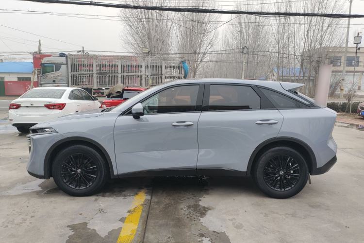 Used Venucia V 2021 260T Idol Edition Exterior 3