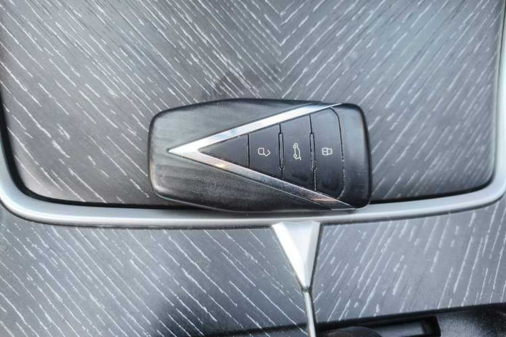 Used Venucia V 2021 260T Idol Edition Interior 1