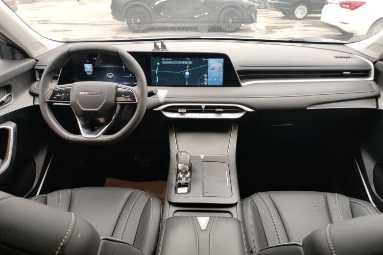 Used Venucia V 2021 260T Idol Edition Interior 2