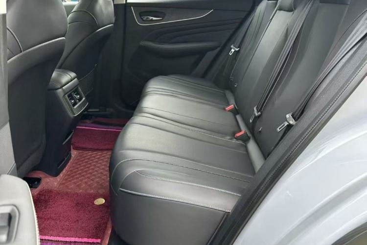 Used Venucia V 2021 260T Idol Edition Interior 3