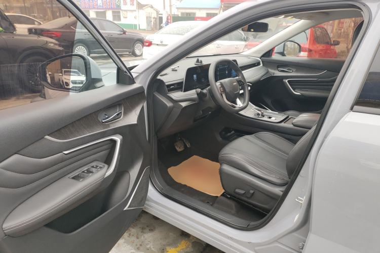 Used Venucia V 2021 260T Idol Edition Interior 3