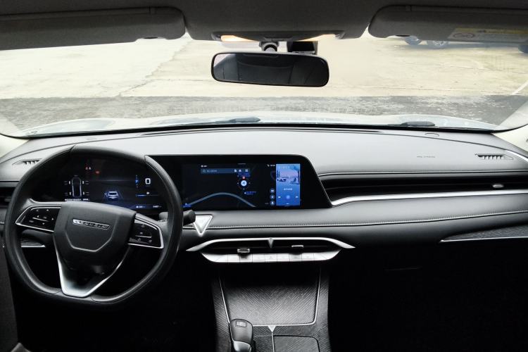 Used Venucia V 2021 260T Idol Edition Interior 3