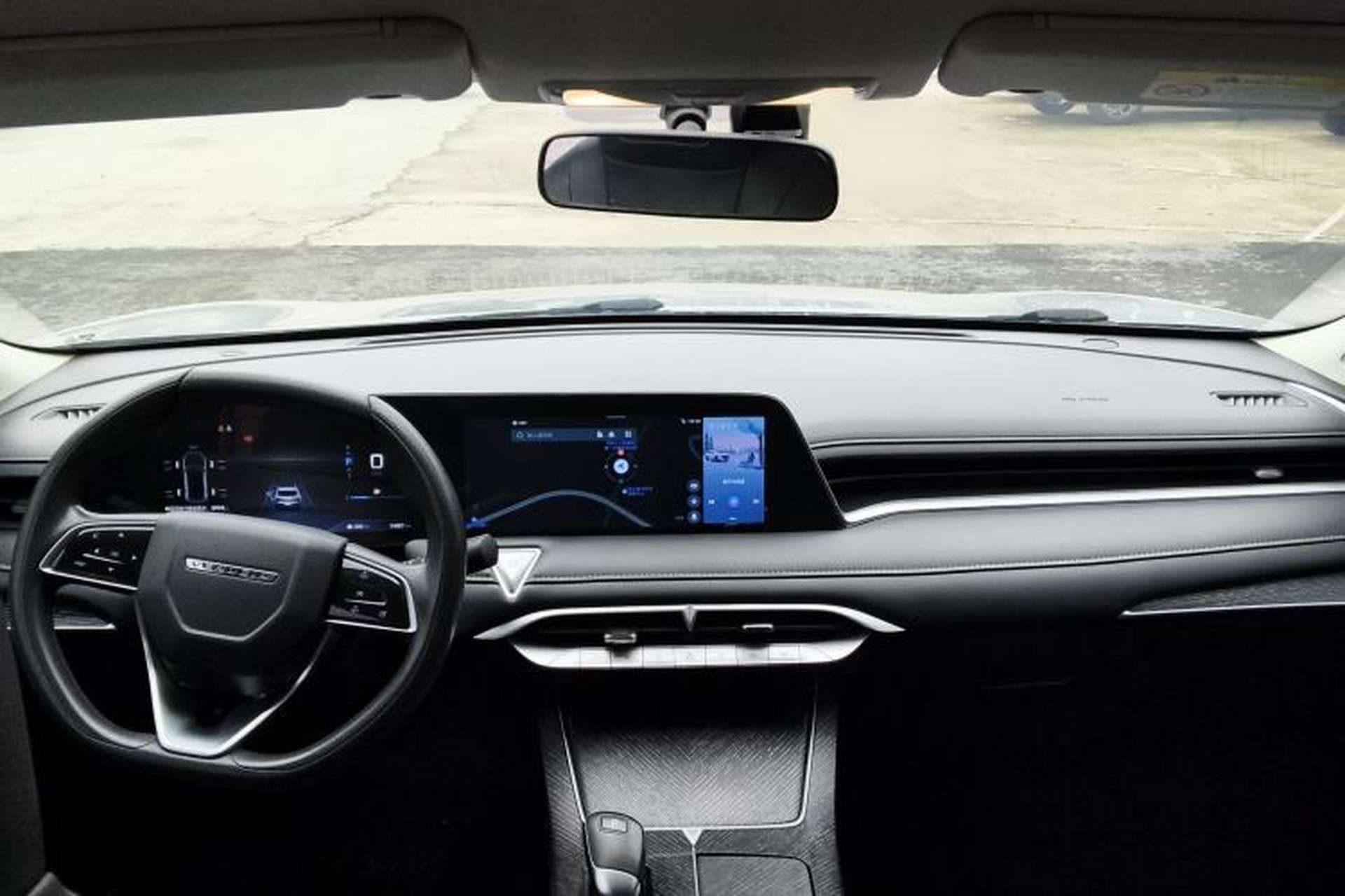 Used Venucia V 2021 260T Idol Edition Interior 3