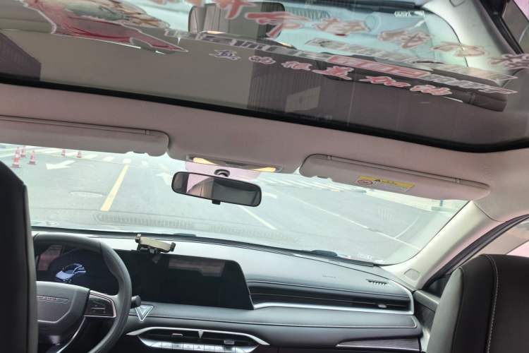 Used Venucia V 2021 260T Idol Edition Interior 3