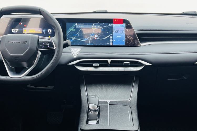 Used Venucia V 2021 260T Idol Edition Interior 4