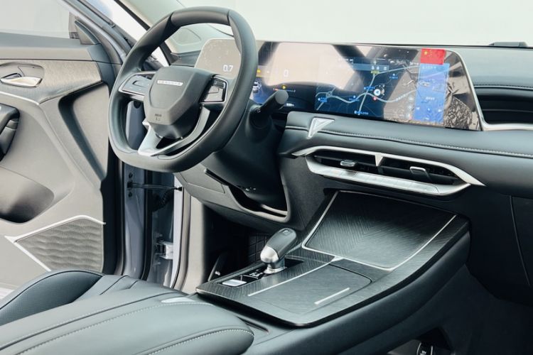 Used Venucia V 2021 260T Idol Edition Interior 8