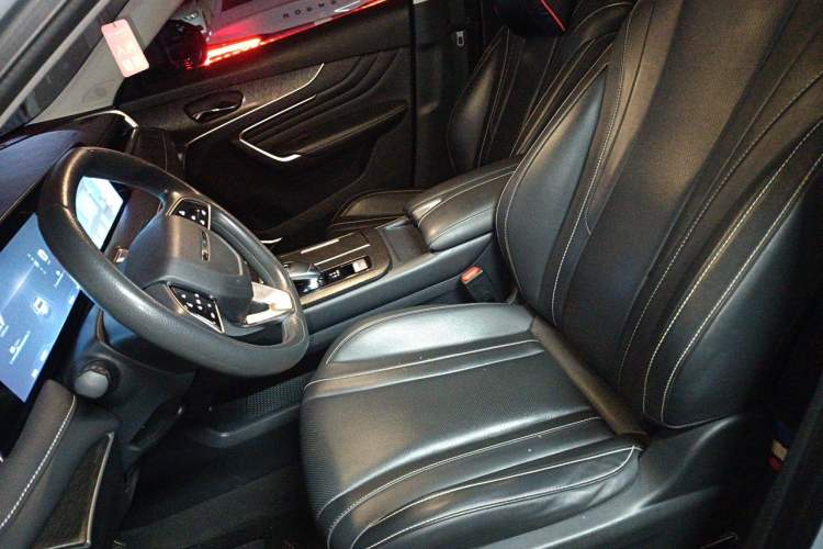 Used Venucia V 2021 260T Idol Edition Left Front Seat