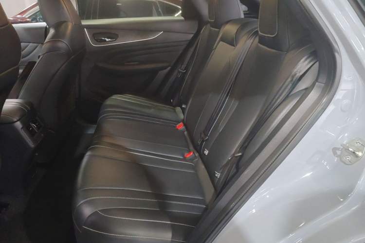 Used Venucia V 2021 260T Idol Edition Left Rear Seat