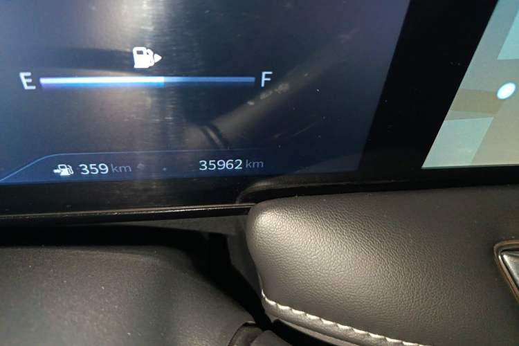 Used Venucia V 2021 260T Idol Edition Odometer Close Up