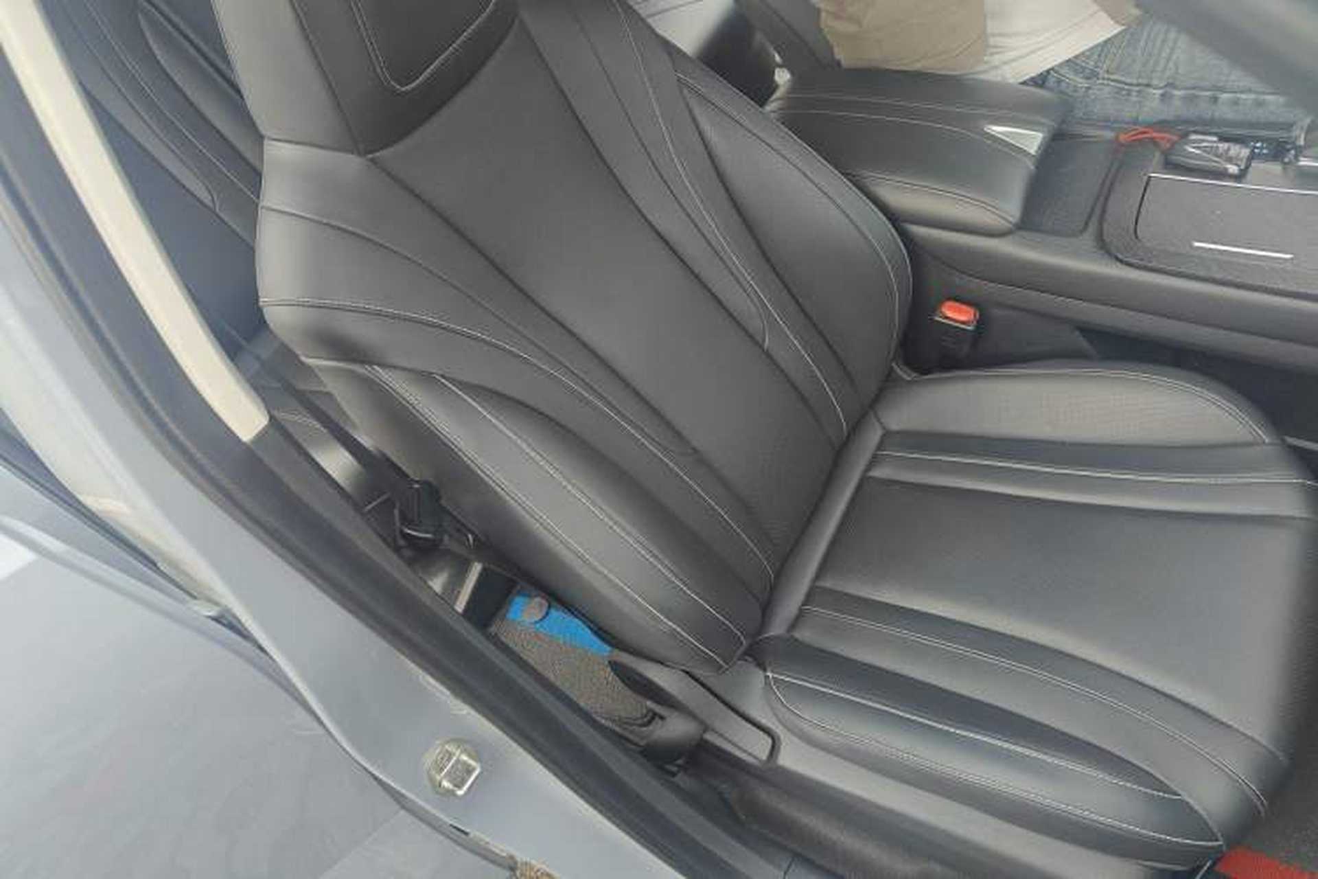 Used Venucia V 2021 260T Idol Edition Right Front Seat