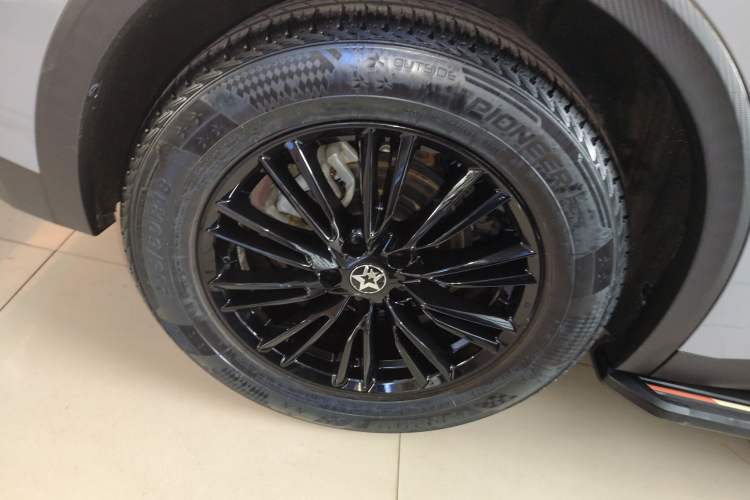Used Venucia V 2021 260T Idol Edition Right Rear Wheel Hub