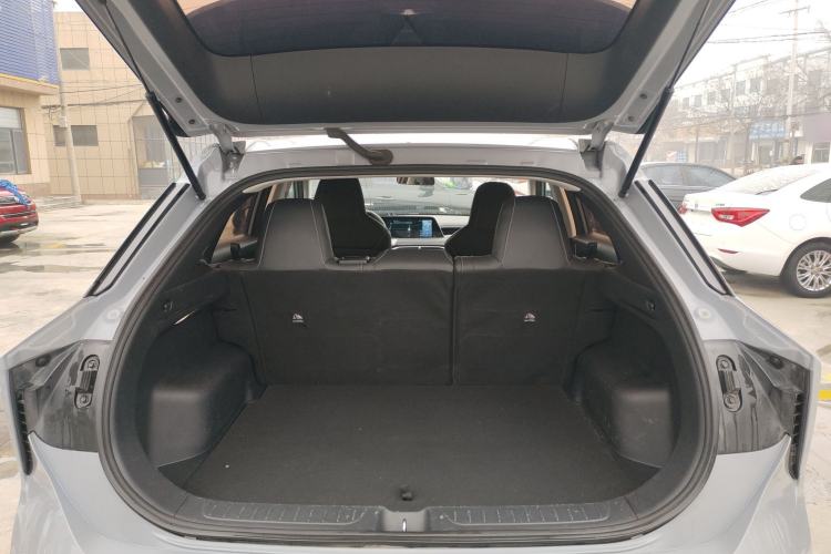 Used Venucia V 2021 260T Idol Edition Trunk