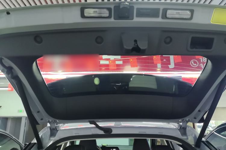 Used Venucia V 2021 260T Idol Edition Trunk