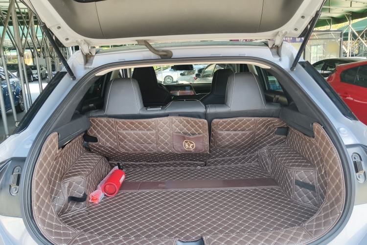 Used Venucia V 2021 260T Idol Edition Trunk