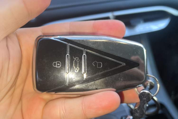 Used Venucia V 2021 260T Idol Edition Vehicle Key