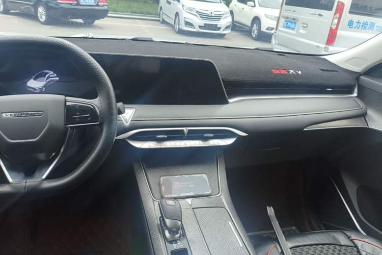 Used Venucia V 2021 260T Idol Edition Audio And AC Panel