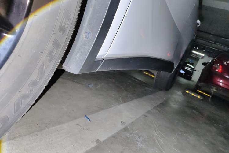 Used Venucia V 2021 260T Idol Edition Chassis Front Left