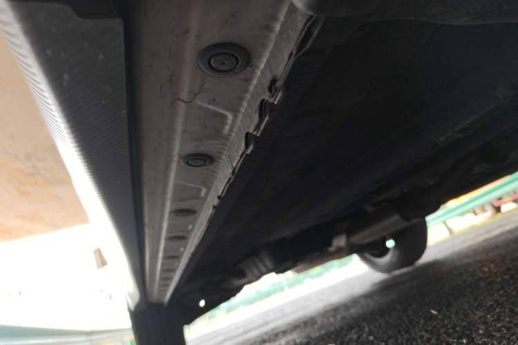 Used Venucia V 2021 260T Tianwang Edition Chassis Front Right