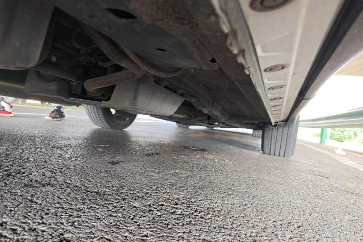 Used Venucia V 2021 260T Tianwang Edition Chassis Rear Right