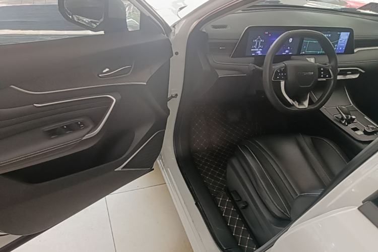 Used Venucia V 2021 260T Idol Edition Driver Seat