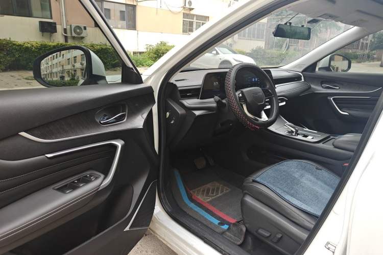 Used Venucia V 2021 260T Idol Edition Driver Seat
