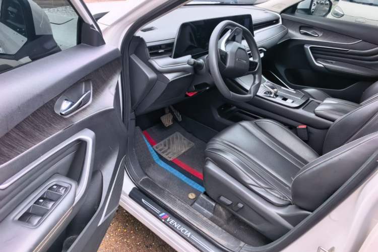 Used Venucia V 2021 260T Idol Edition Driver Seat