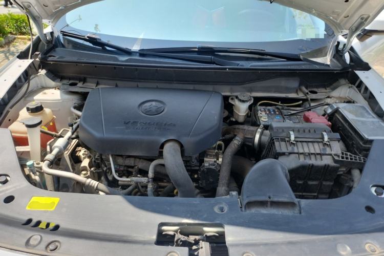 Used Venucia V 2021 260T Idol Edition Engine Bay