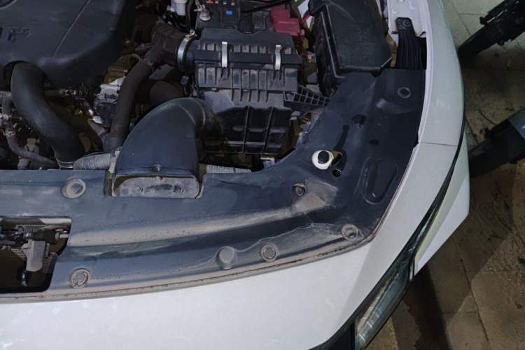 Used Venucia V 2021 260T Idol Edition Engine Bay Left