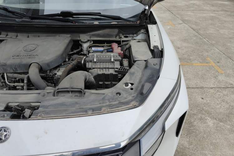 Used Venucia V 2021 260T Idol Edition Engine Bay Left