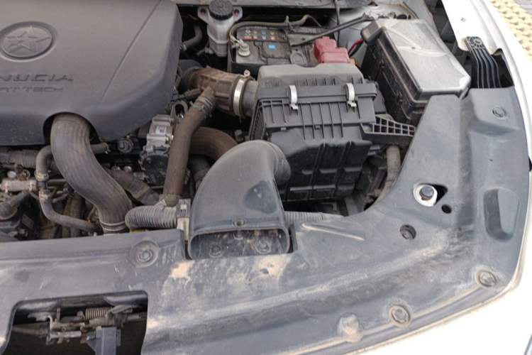 Used Venucia V 2021 260T Idol Edition Engine Bay Left