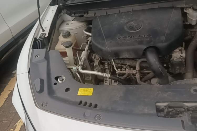 Used Venucia V 2021 260T Idol Edition Engine Bay Right