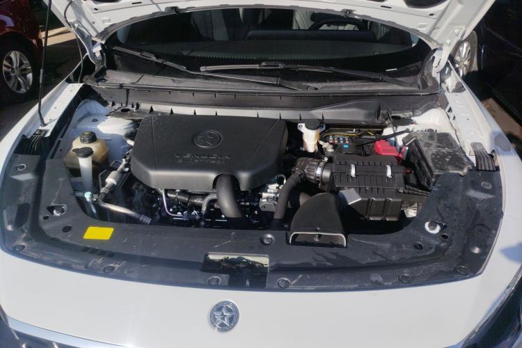Used Venucia V 2021 260T Idol Edition Engine Bay