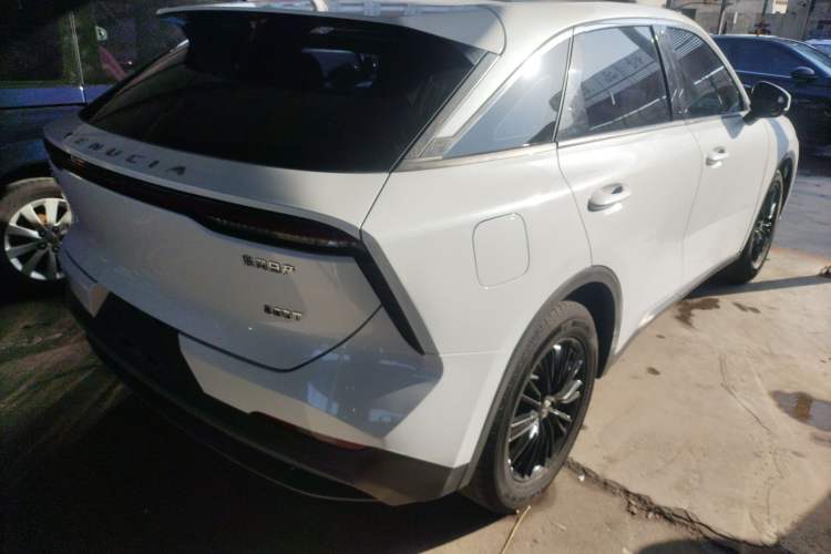 Used Venucia V 2021 260T Idol Edition Exterior 5