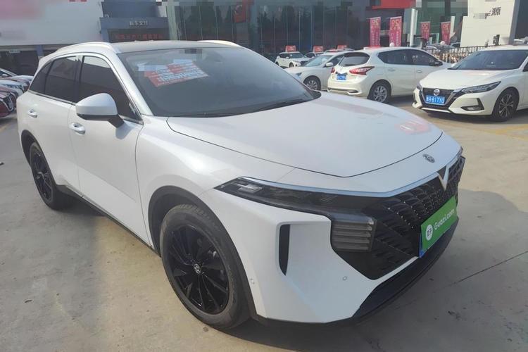 Used Venucia V 2021 260T Tianwang Edition Front Right 45 Deg