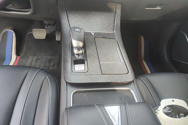 Used Venucia V 2021 260T Tianwang Edition Gear Lever