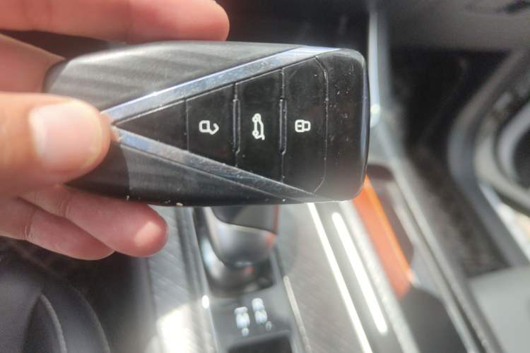 Used Venucia V 2021 260T Idol Edition Interior 1