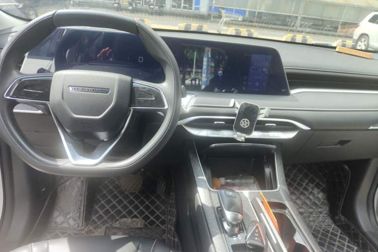Used Venucia V 2021 260T Idol Edition Interior 2