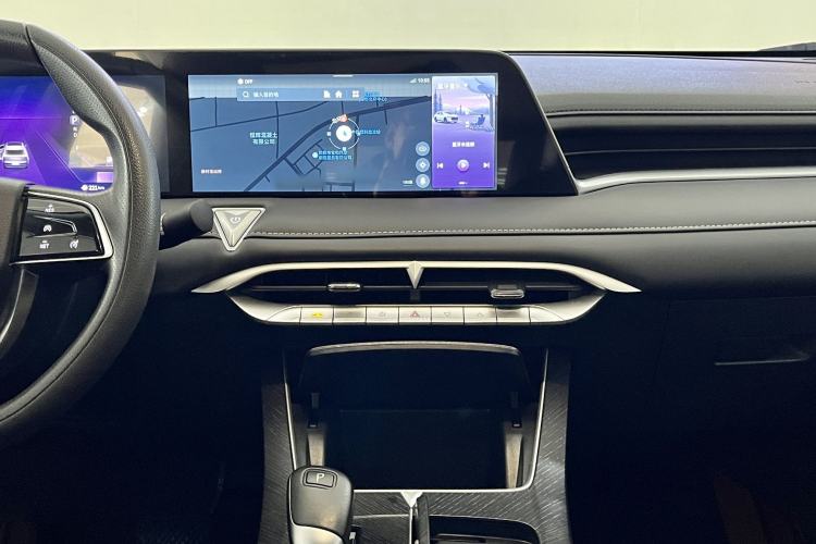 Used Venucia V 2021 260T Idol Edition Interior 4