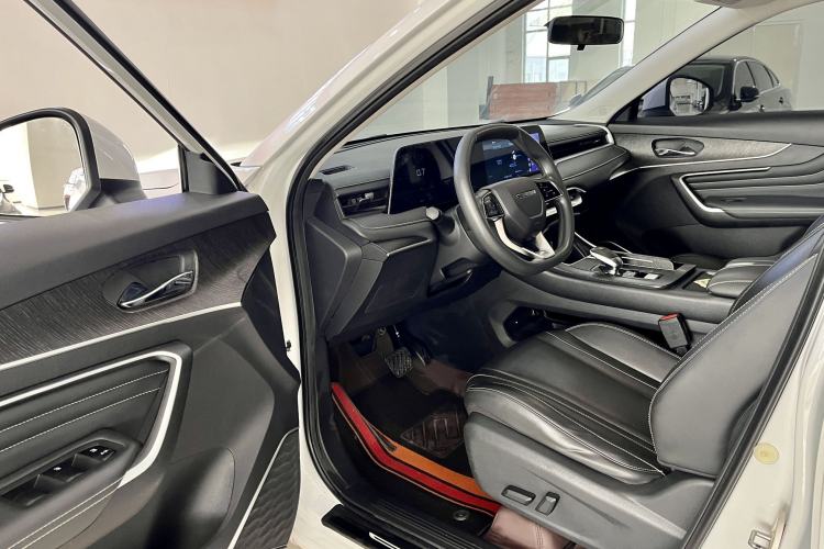 Used Venucia V 2021 260T Idol Edition Interior 6
