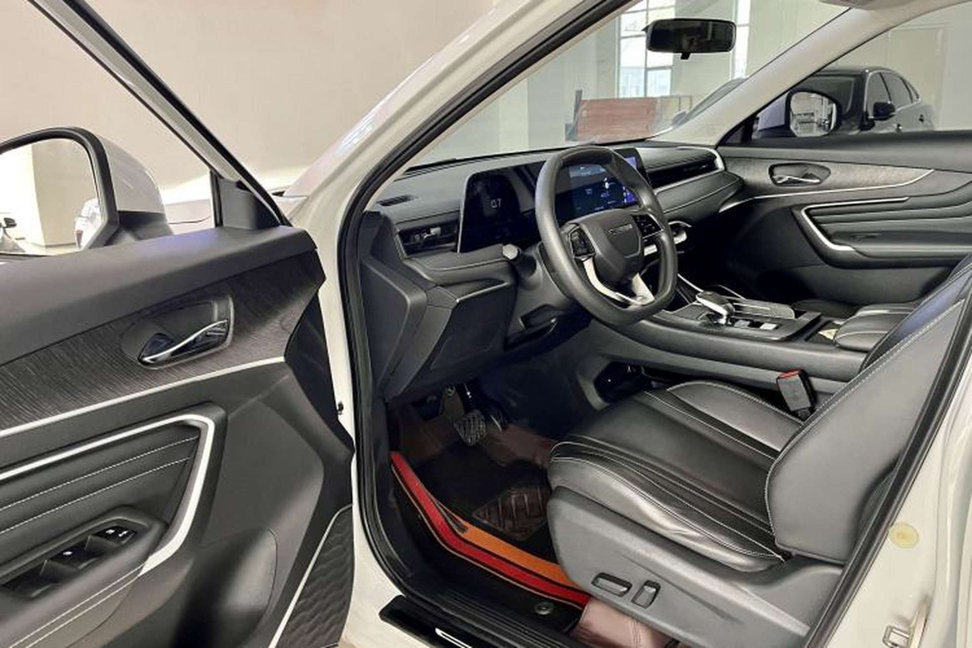 Used Venucia V 2021 260T Idol Edition Interior 6