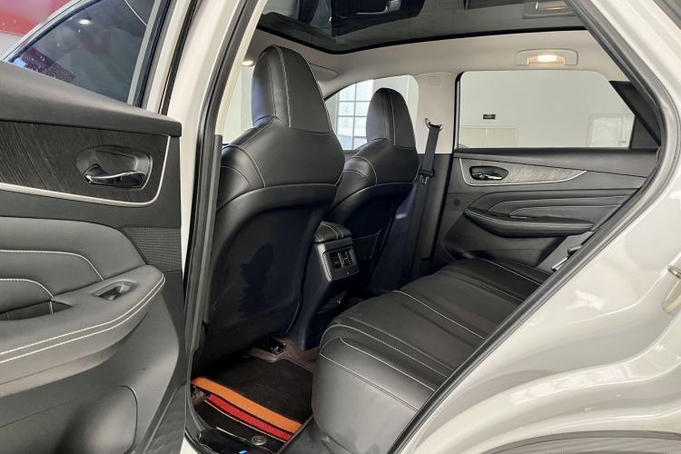 Used Venucia V 2021 260T Idol Edition Interior 7