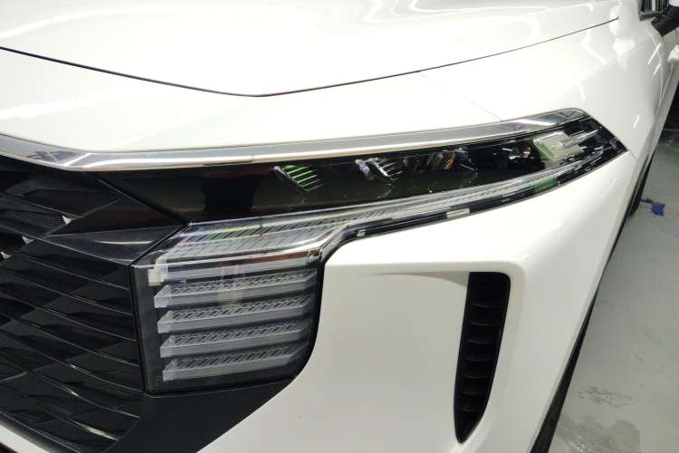 Used Venucia V 2021 260T Idol Edition Left Front Headlight