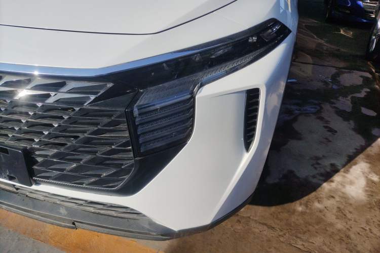 Used Venucia V 2021 260T Idol Edition Left Front Headlight