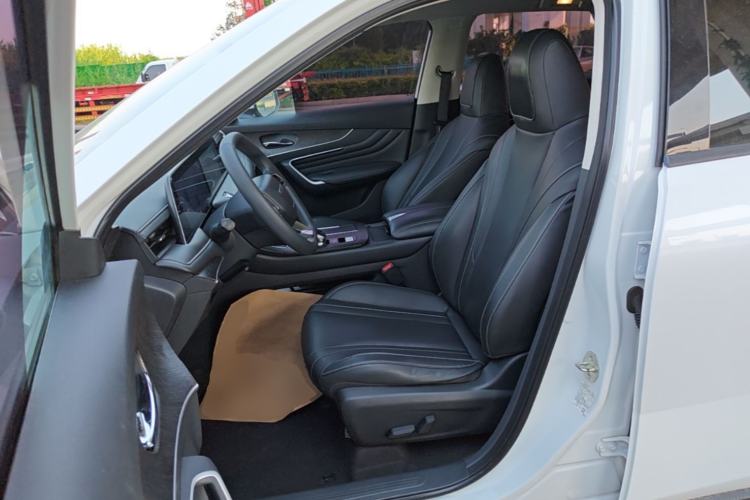 Used Venucia V 2021 260T Idol Edition Left Front Seat