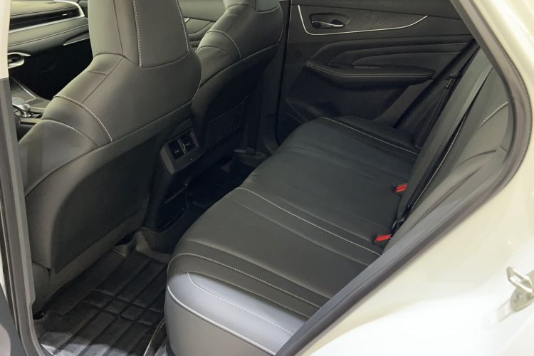 Used Venucia V 2021 260T Top-Tier Version Left Rear Seat