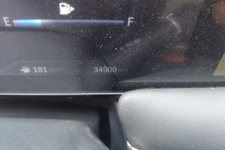 Used Venucia V 2021 260T Idol Edition Odometer Close Up