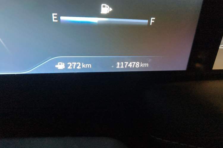 Used Venucia V 2021 260T Tianwang Edition Odometer Close Up
