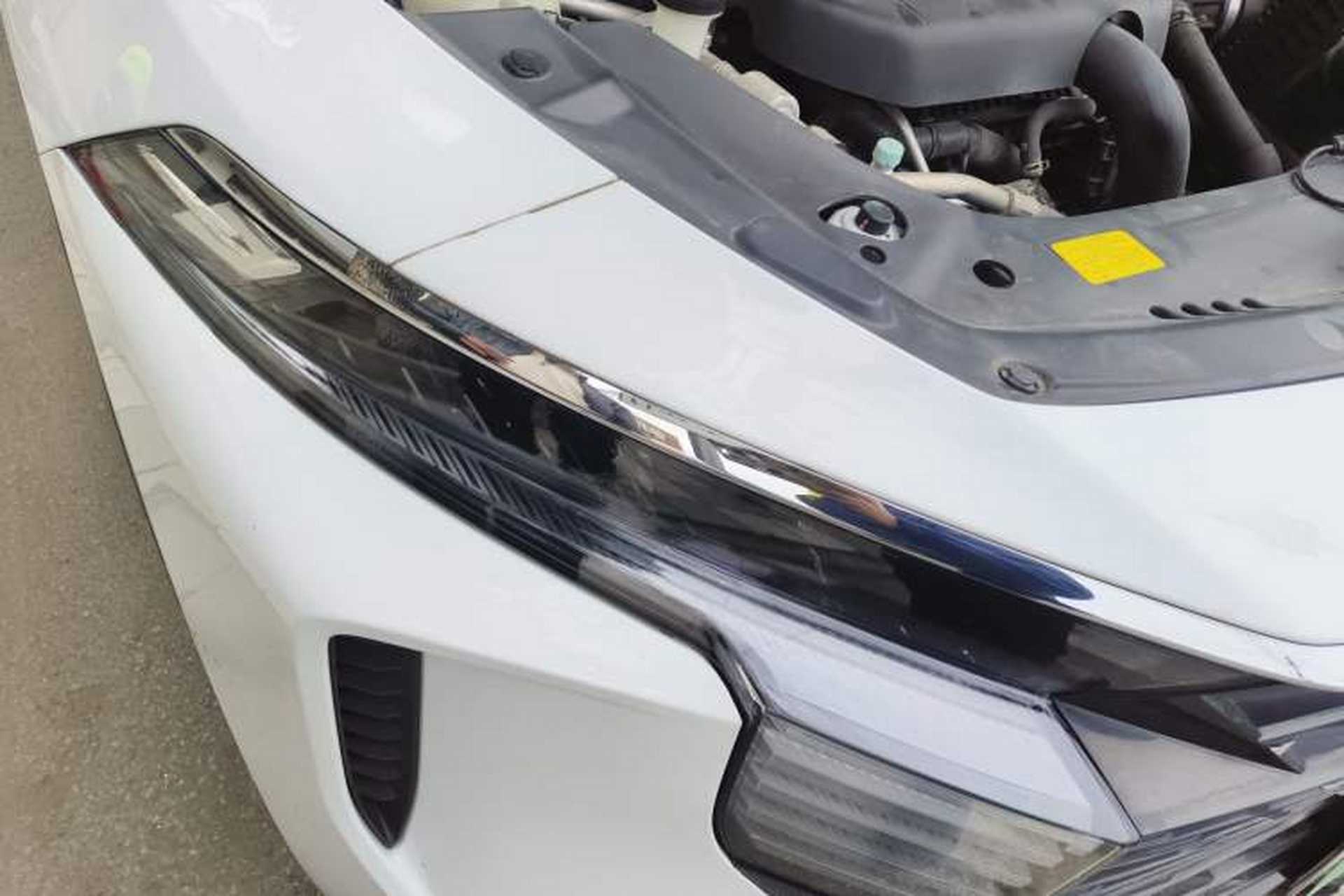 Used Venucia V 2021 260T Tianwang Edition Right Front Headlight