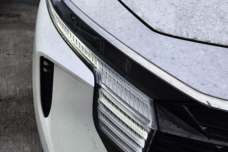Used Venucia V 2021 260T Idol Edition Right Front Headlight